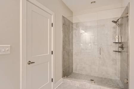 New Build 5 Min To Broadway Sleeps 10 Villa Nashville Exterior foto